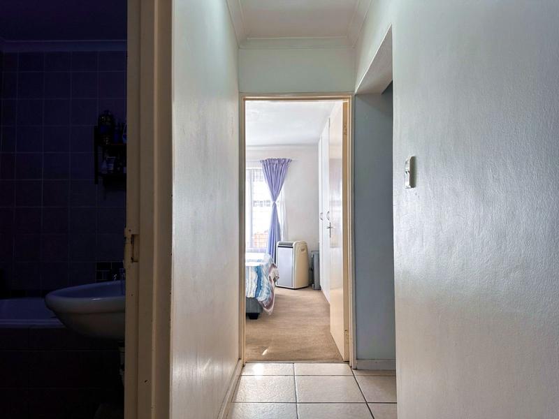 To Let 2 Bedroom Property for Rent in Gordons Bay Western Cape